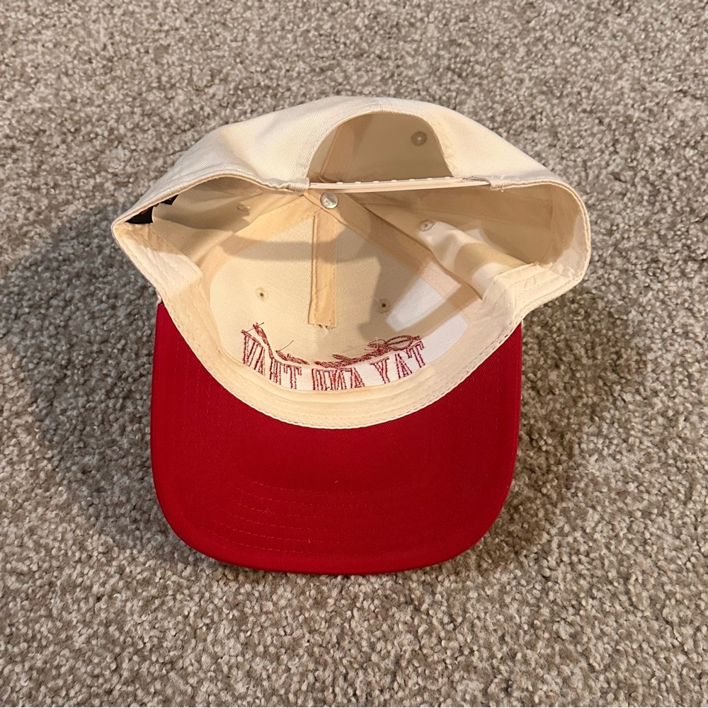 Chiefs Taylor & Travis Cap with Embroidered Text - Picture 4 of 4